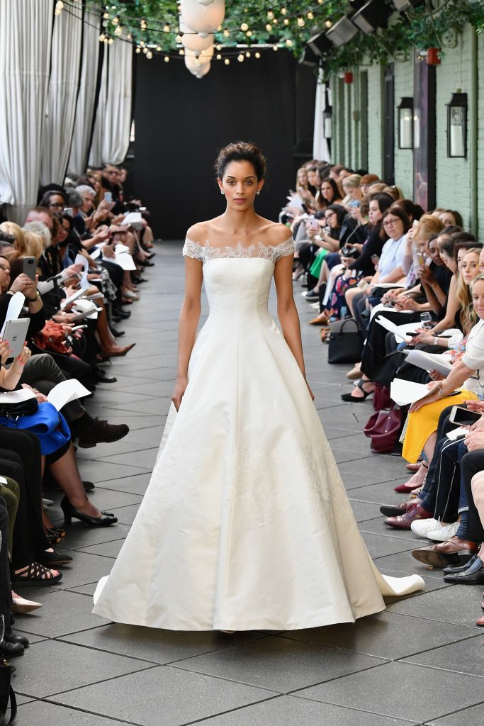 Vestido de novia minimalista 2019
